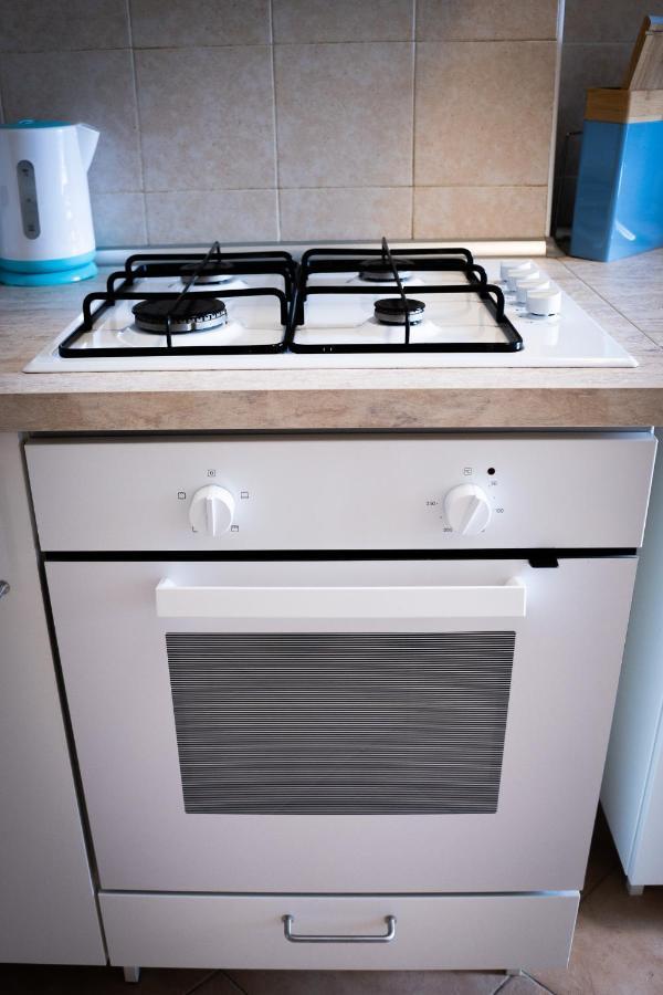 Nonna Pina Guest House Moderno Appartamento Vicino Metro AWifi,Netflix Rome Exterior photo