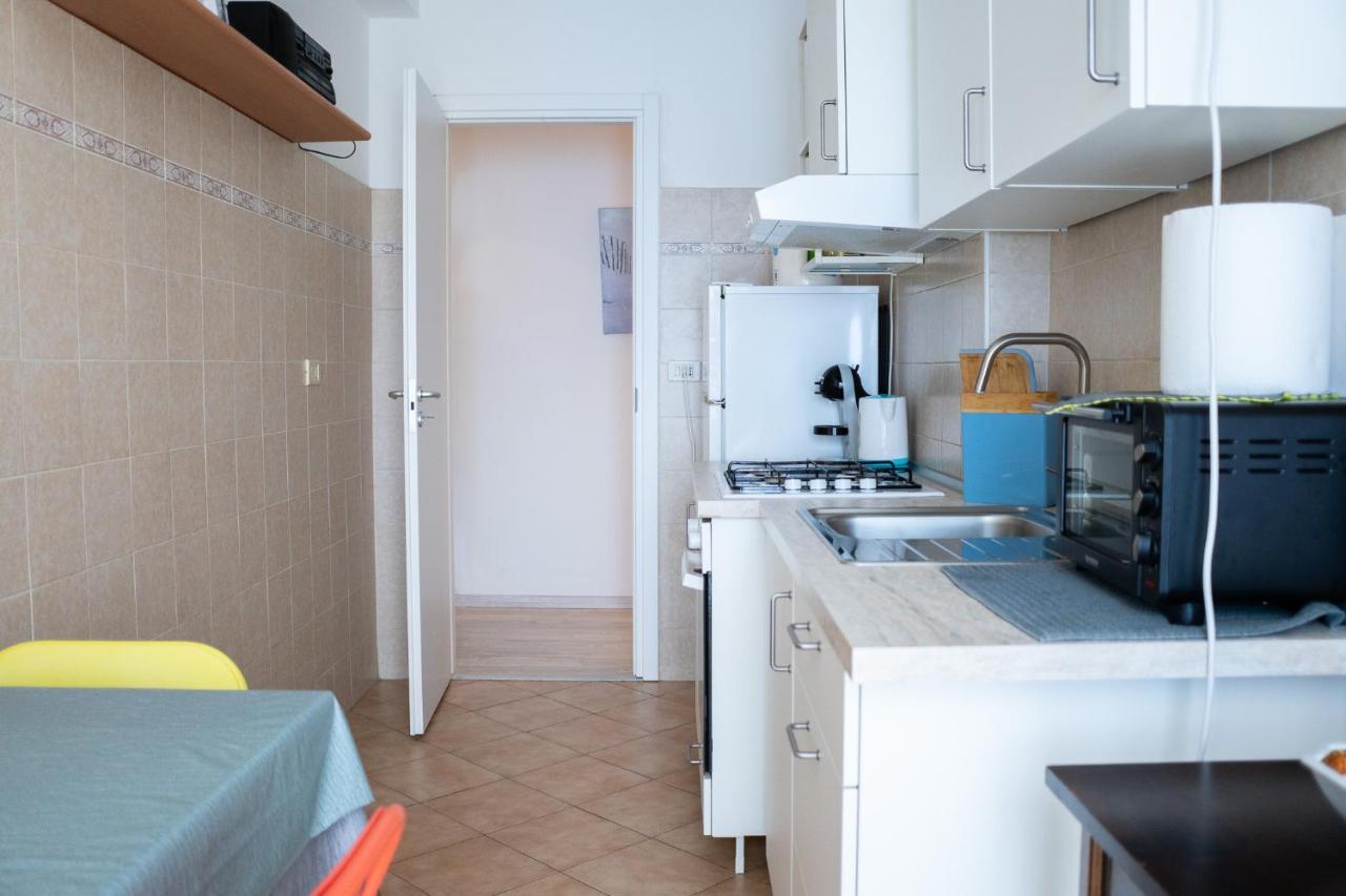 Nonna Pina Guest House Moderno Appartamento Vicino Metro AWifi,Netflix Rome Exterior photo