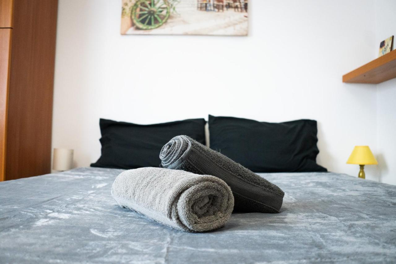 Nonna Pina Guest House Moderno Appartamento Vicino Metro AWifi,Netflix Rome Exterior photo