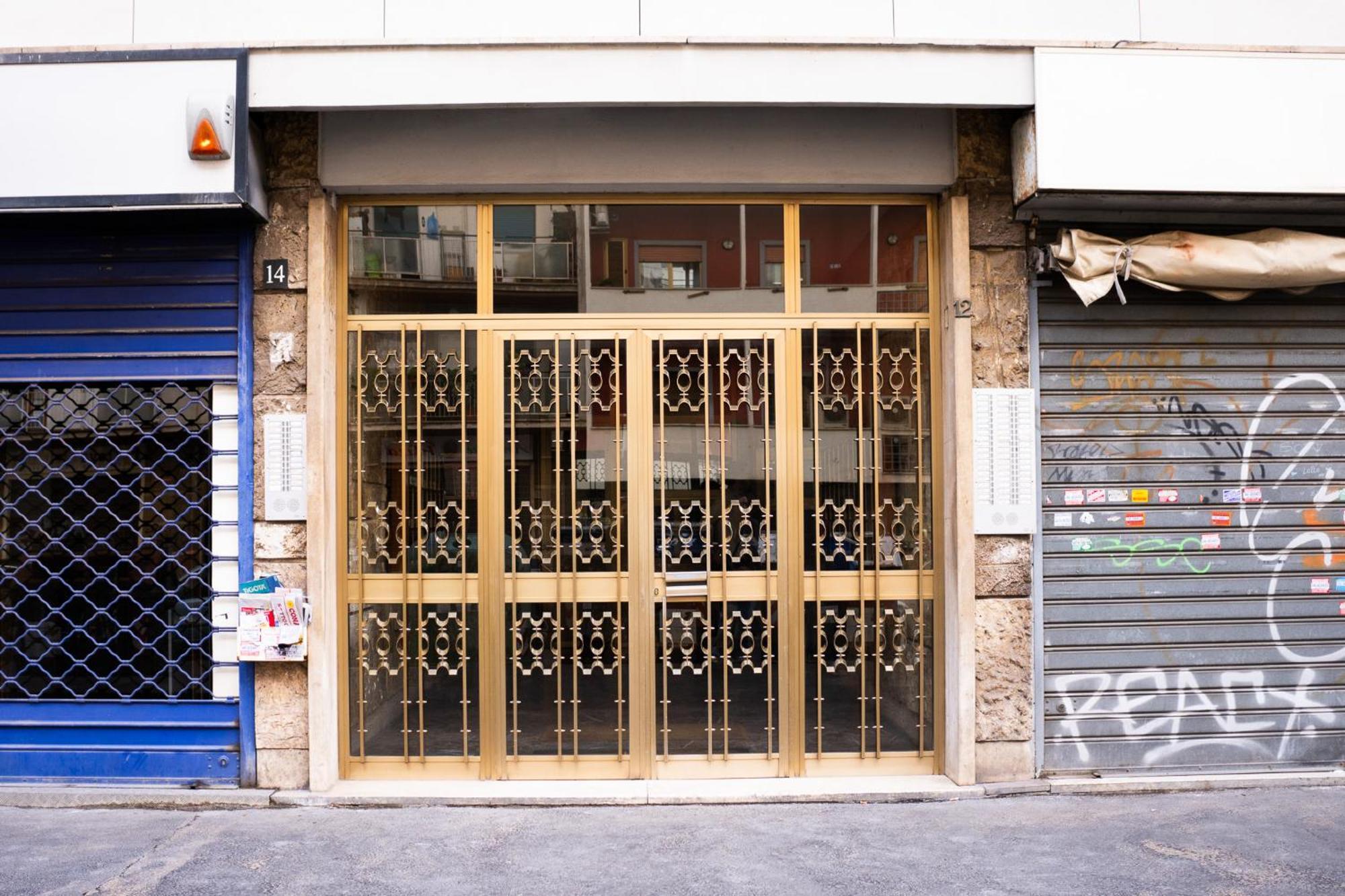 Nonna Pina Guest House Moderno Appartamento Vicino Metro AWifi,Netflix Rome Exterior photo